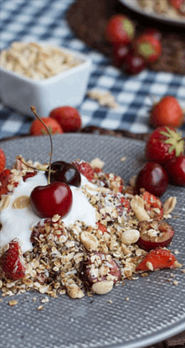 PLate with a desert